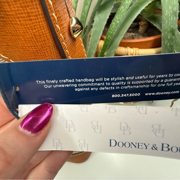 Dooney & Bourke Americana Signature Erica Hobo NWT Natural Canvas Leather $228 - Picture 11 of 14